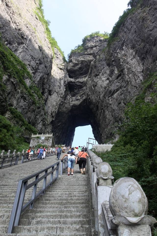 張家界天門山一日遊需要花費多少錢?怎麼玩最實惠?