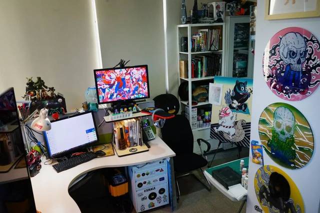 为何称蔡爸为玩具狂魔,最好的方式就是上图,看看什么叫"宅男一