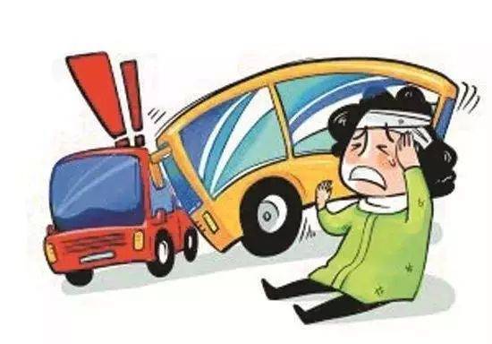 高速路上发生车祸怎么办一定要这样做