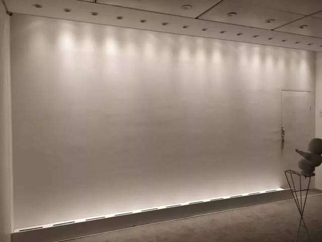 用灯光,将一面墙玩出六种花样