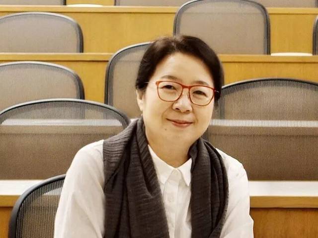 清华美院三位教授获2018年度清华大学教学优秀奖