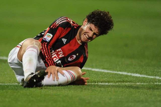 AC米兰最强9号已在阵中!因扎吉退役后,此前8