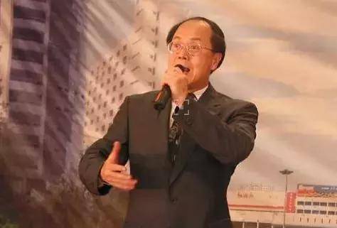 京剧界的珠联璧合梨园情--李维康 耿其昌