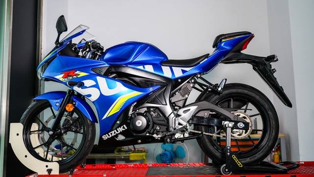 挑戰r15戲謔gpr鈴木gsxr150測評