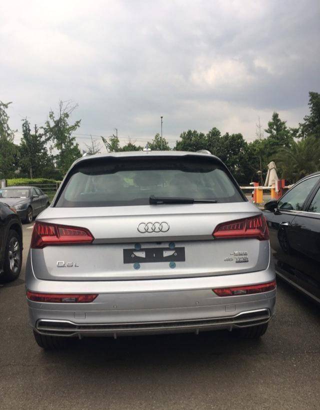 无奈舍弃es200,绕过4s店的各种套路,成都车主意外提了奥迪q5l