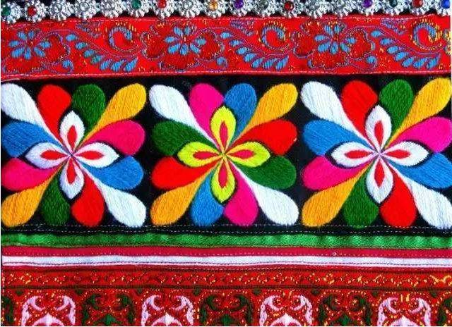 【非遗 】吴兴刚 ‖ 米易傈僳族刺绣技艺进入首批四川省传统工艺振兴