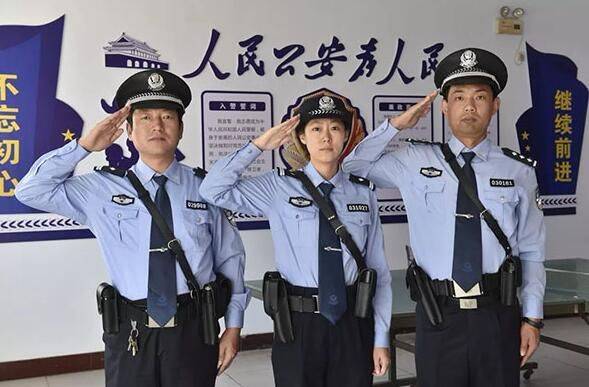 中国　警察官制服 南仁(ミナミ_ジン) on X: 