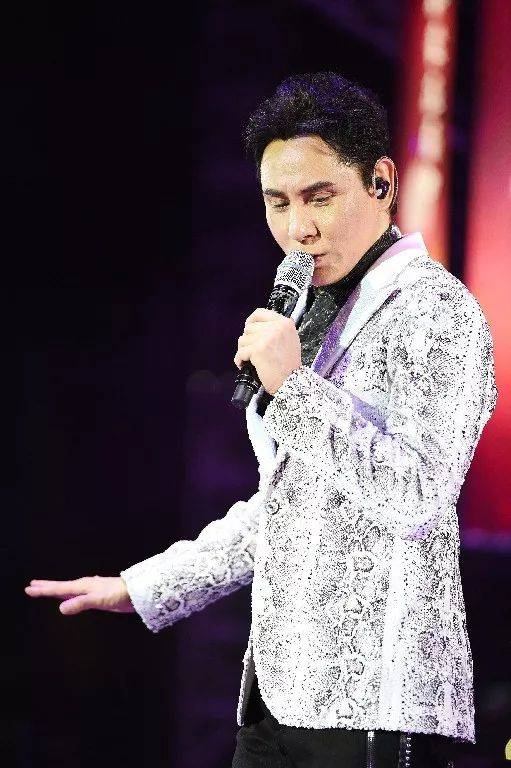 黄凯芹五光十色巡回演唱会中山站 | n多份签名礼品等你拿,送完即止.