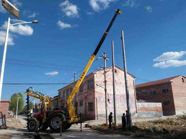 10kv农村电网改造挖电线杆子的洞坑多少钱挖一个