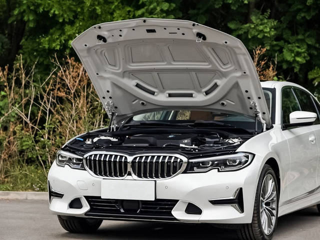 宝马30多万的新车连隔音棉都没有是减配还是另有玄机