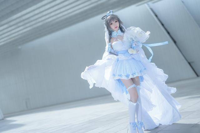 三组不同形象的洛天依cosplay作品欣赏画面让人非常赏心悦目