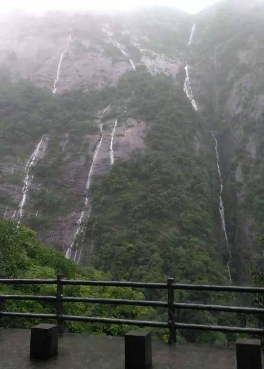皿■飛流直下三千尺疑是銀河落九天（李白）膾皿 なます皿 6枚 山水時代物 骨董■ 皿□飛流直下三千尺疑是銀河落九天（李白）膾皿 なます皿 6枚