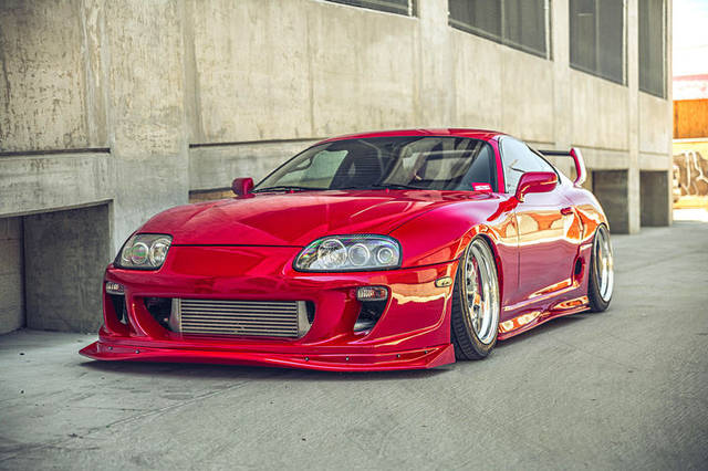 改装1993年红色丰田supra mk4 发烧友的经典收藏之作