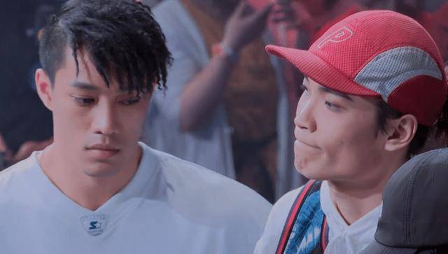 《街舞2》gumball疑似被排挤,舞蹈被"队友"拆台,全程表情"失落_手机