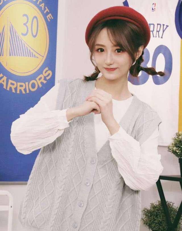 nba5大人氣女解說小七美娜實力上榜顏值最高的卻是最後一人