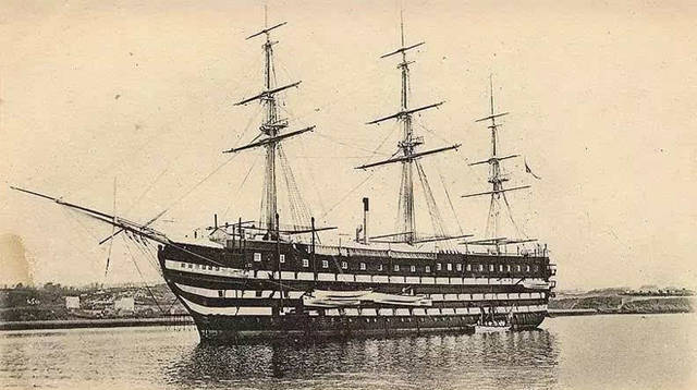 比如法国的瓦尔密号风帆战列舰