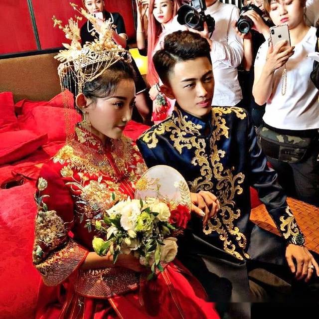 牌牌琦婚礼直播礼金高达7位数,却还说亏了,网友:脸呢