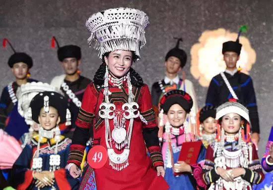 月亮与火，西昌月亮女儿酒店带你走进彝族火把狂欢_搜狐网
