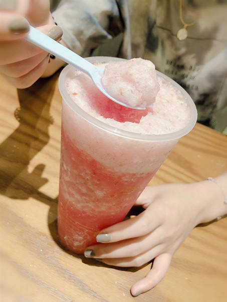也许杨贵妃喝到这杯玫瑰荔枝,都会从此改观: 平生喝不到玫瑰荔枝,食尽