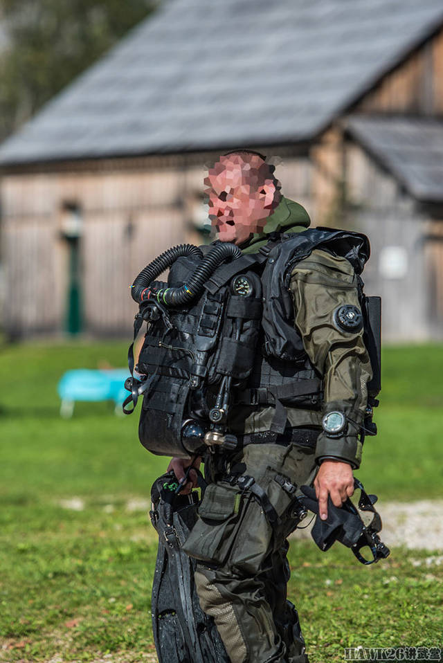 特种部队蛙人用什么装备?战斗潜水员野外经验周让你大开眼界