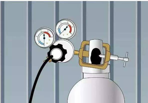 捉急化学品泄漏ing该怎么处理