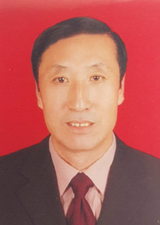 郭宝成,国家一级书画家,作品润格:每平方尺为3000——5000元人民币_手