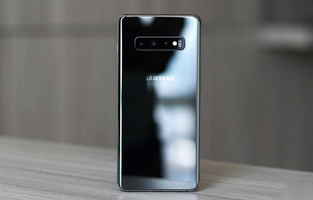 三星S11新机曝光,采用自研6400万像素镜头,拍