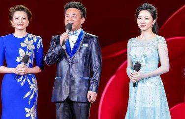 往年春晚失误,最尴尬的是他们,比春晚相声小品