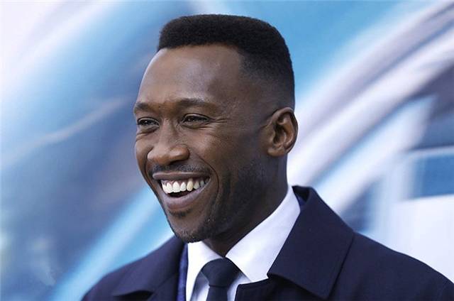 刀锋战士电影重启绿皮书男主角出演