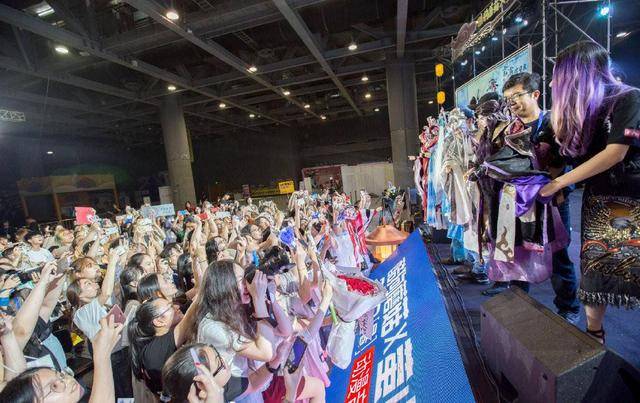 以外,线上酷狗直播7月19日至20日两天同步直播7大精彩活动也同样火爆