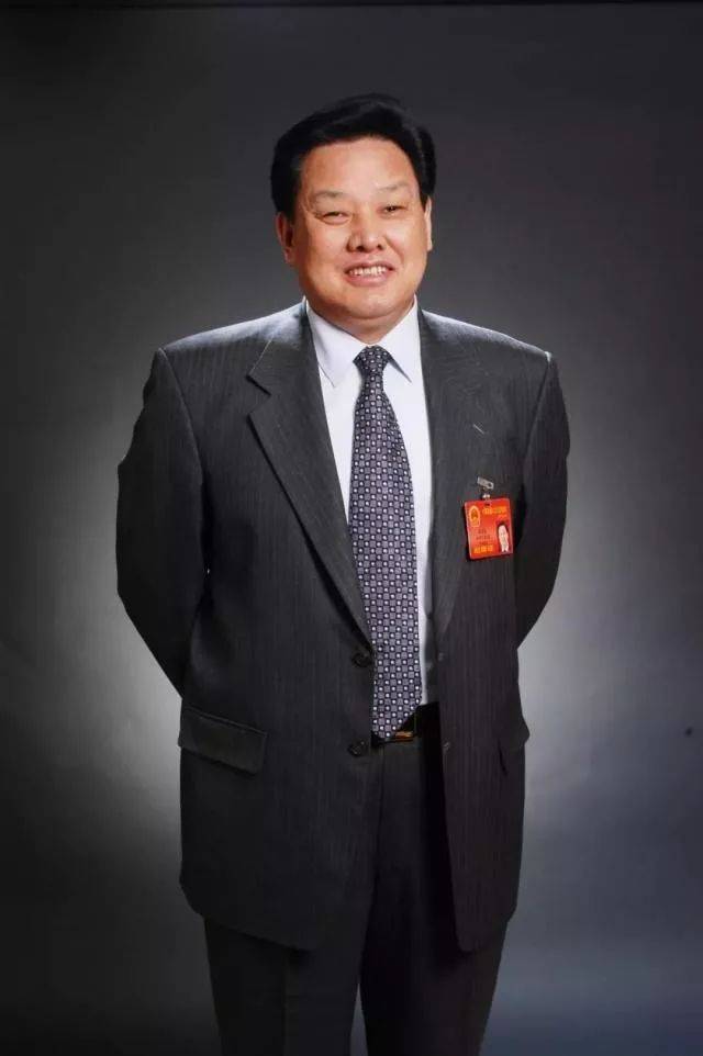 周宝生成为全国最美奋斗者候选对象快来为他打call