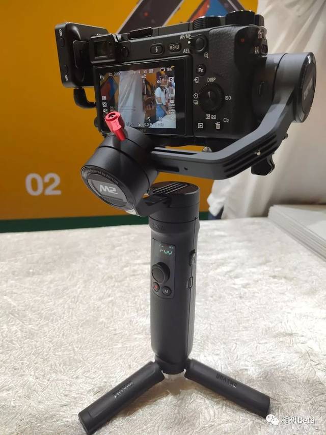 智云"百搭"稳定器云鹤m2发布,手机,运动相机,卡片机,微单各机种通吃