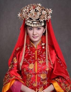 10大女星古装结婚照排名,唐嫣垫底,赵丽颖第二