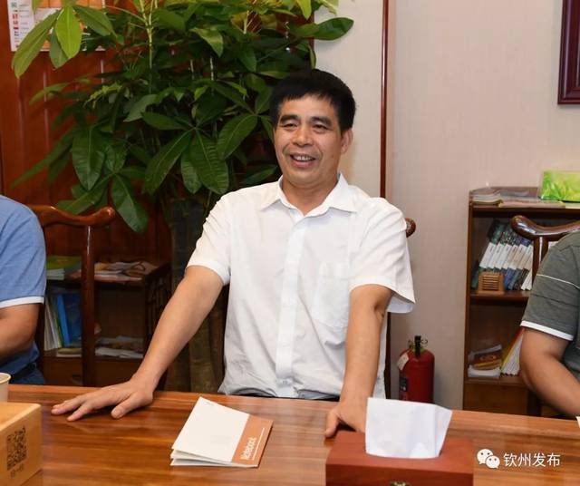 王革冰会见广西金融投资集团董事长蒙坤伟