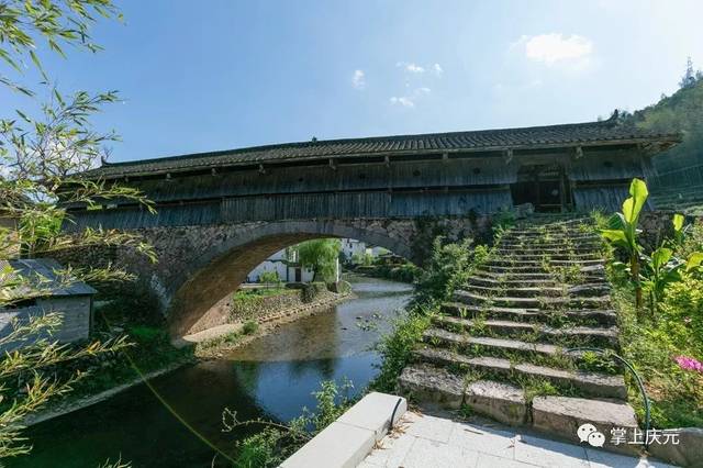 月山村来凤桥