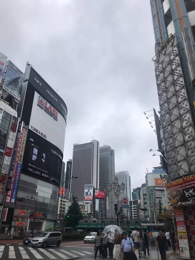 他带着《天气之子》走来了!