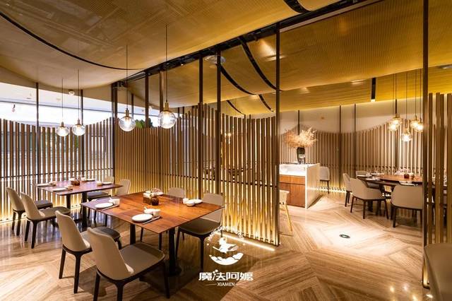 1分常年霸榜」的创意粤菜餐厅,一本菜单都是招牌!