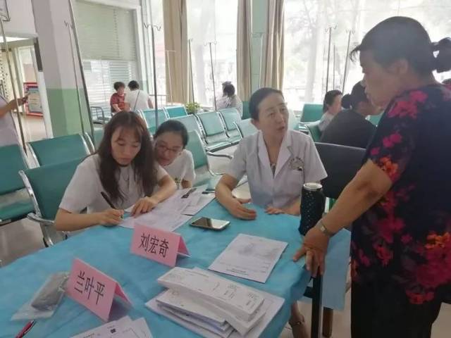 营养师一对一咨询：专业引导您走向健康之路