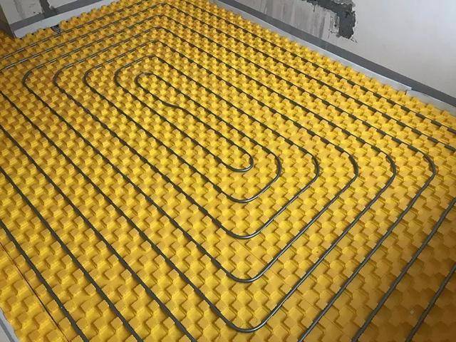 安装地暖传统地暖好还是模块地暖好