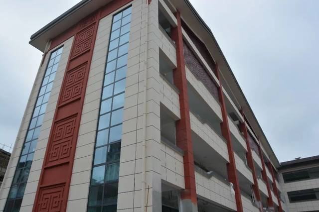 头条隆昌市隆华路小学将于9月将正式投入使用