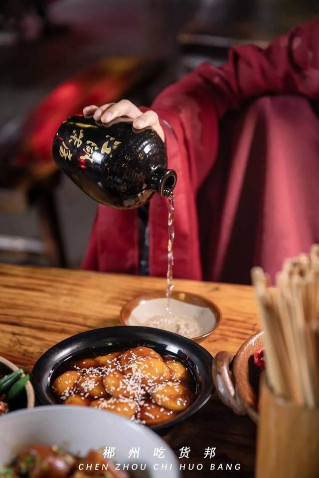 郴州这家店竟藏着个『大江湖』,各路大侠纷纷为"鸡"而来!