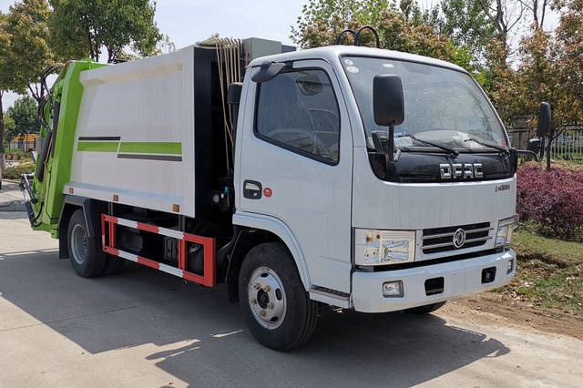 东风3吨压缩垃圾车讲解