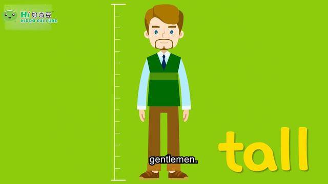 小男孩相对于男士的身高是 矮:short
