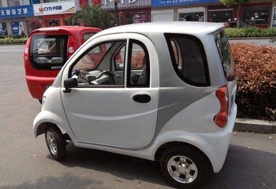 开四轮电动车店利润有多少