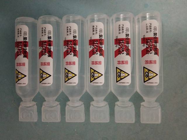 患者张某,17岁,男性,主因:"腹部胀痛10小时伴有哭闹",诊断:脑瘫,癫痫