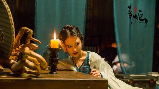 白蛇传题材影视作品经久不衰,广大观众对上世纪90年代的两部经典《新