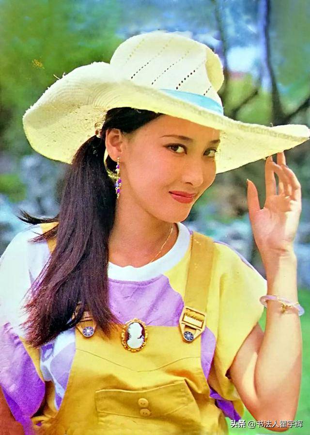 不一样的麦文燕,12张老照片,30多年前的女星,美貌与演技并举