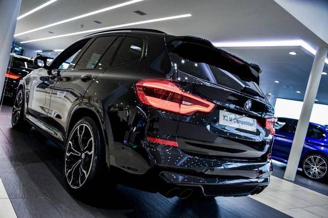 今日壁纸 i黑武士宝马x3 m