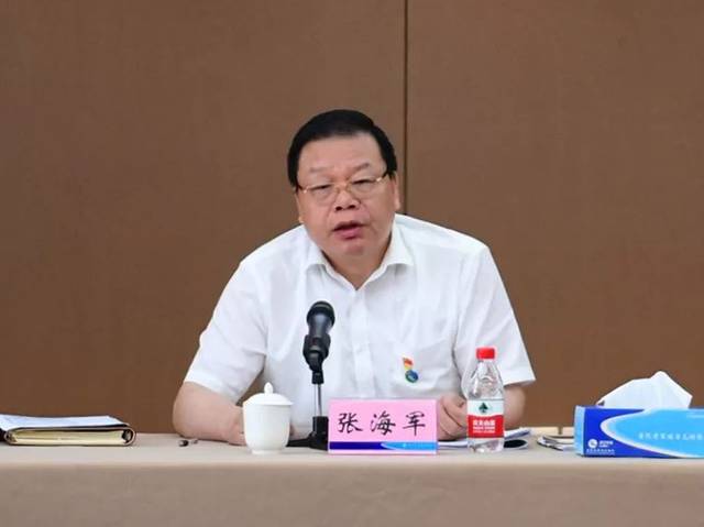 党委委员,行长缪军