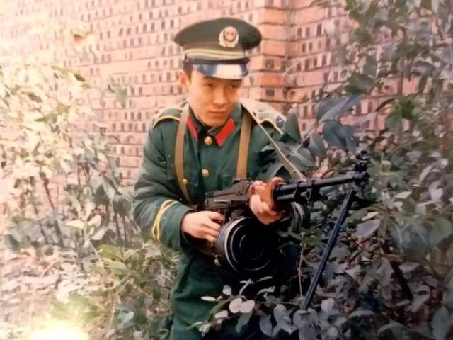 1987年代武警个人照片图片